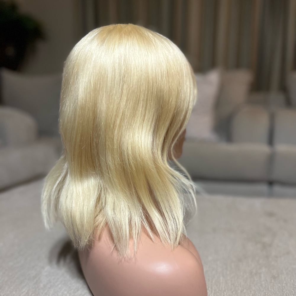 Wig - Picture 3 of 6